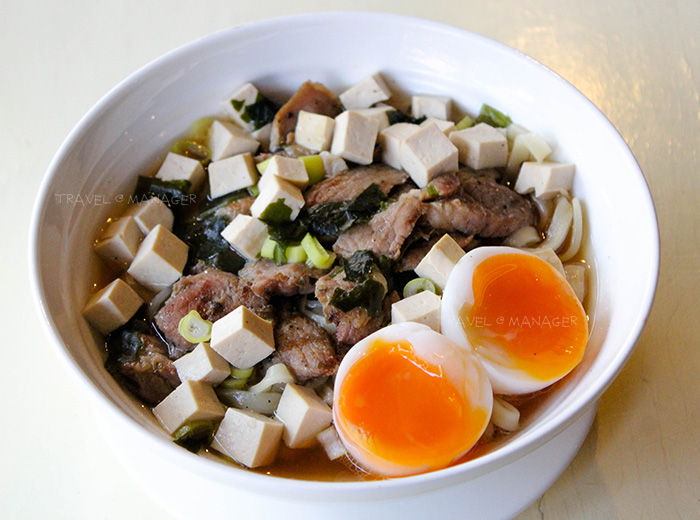 “จะกินอย่าบ่น” ชื่อร้านสุดแนว อร่อยเพลิดเพลินสไตล์ฟิวชั่น