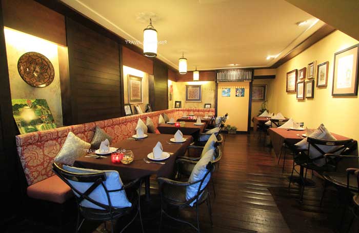 “The Deck By The River” ฟินเวอร์ชมวิววัดอรุณฯ ริมเจ้าพระยา โอชาอาหารเลิศรส