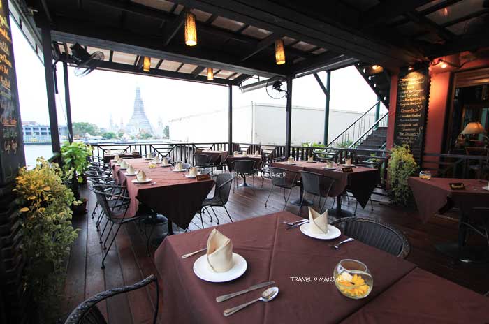 “The Deck By The River” ฟินเวอร์ชมวิววัดอรุณฯ ริมเจ้าพระยา โอชาอาหารเลิศรส