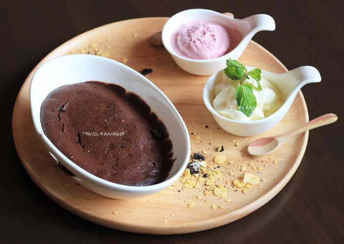 “Chow Café & Bar” ร้านเก๋ชวนนั่งสังสรรค์ อิ่มหนำอาหารเอเชียนฟิวชั่น