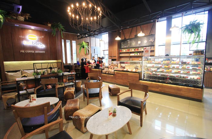  “Delibites Café” ร้านเก๋นั่งสบาย หลากหลายเบเกอรี่ ชวนกิน-ดื่ม