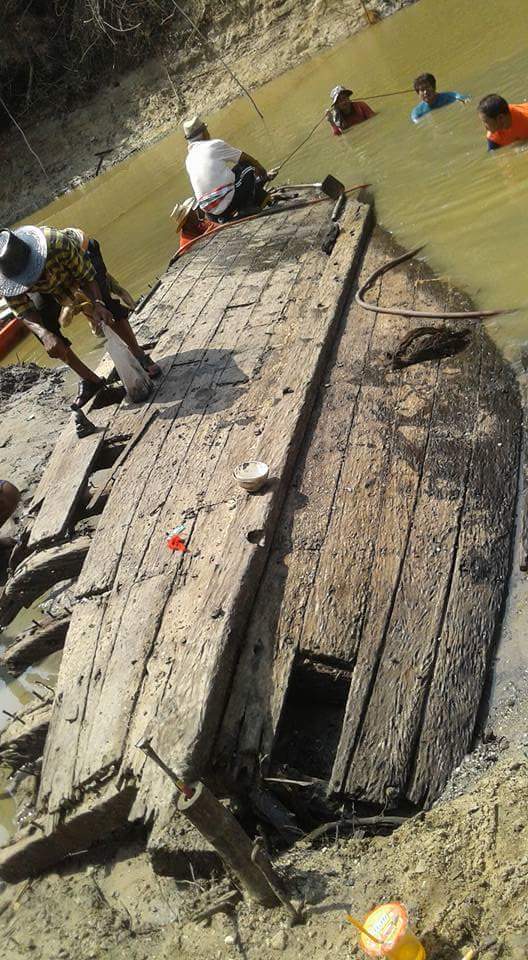 ancient boat korat 1